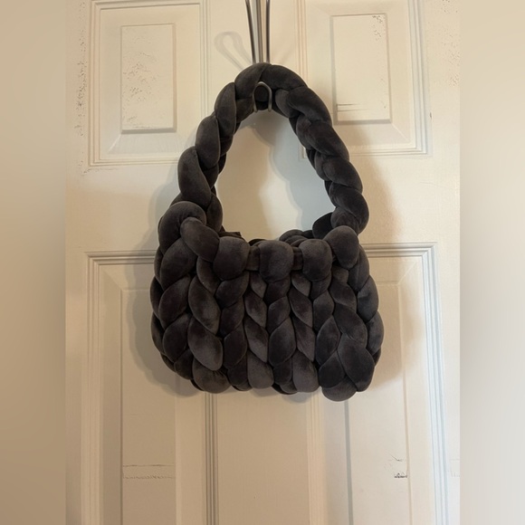 Handmade knitted chunky bag - Picture 1 of 4